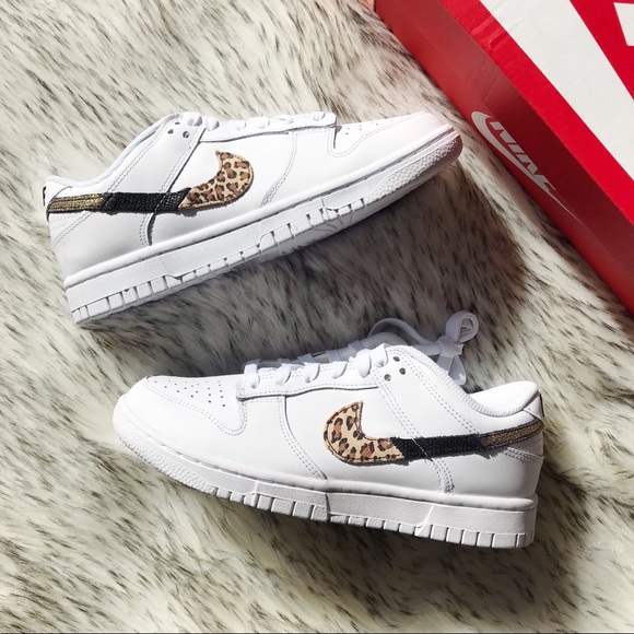 Nike Women´s Dunk Low SE Primal White Size 6.5